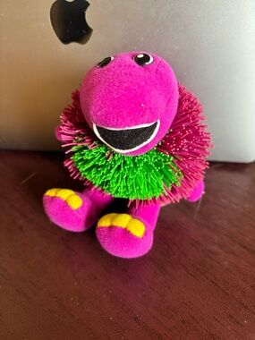 Collector’s Gem: OddzOn Vintage 1999 Barney Koosh Ball Plush